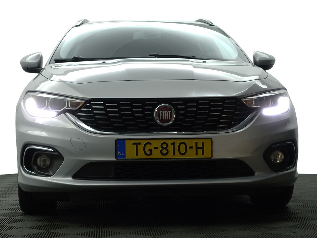 
Fiat Tipo Stationwagon 1.6 MultiJet 16v Business Lusso Aut- Leder Interieur, Ada Cruise, Camera, Park Assist, Stoelverwarming, Xenon Led vol									