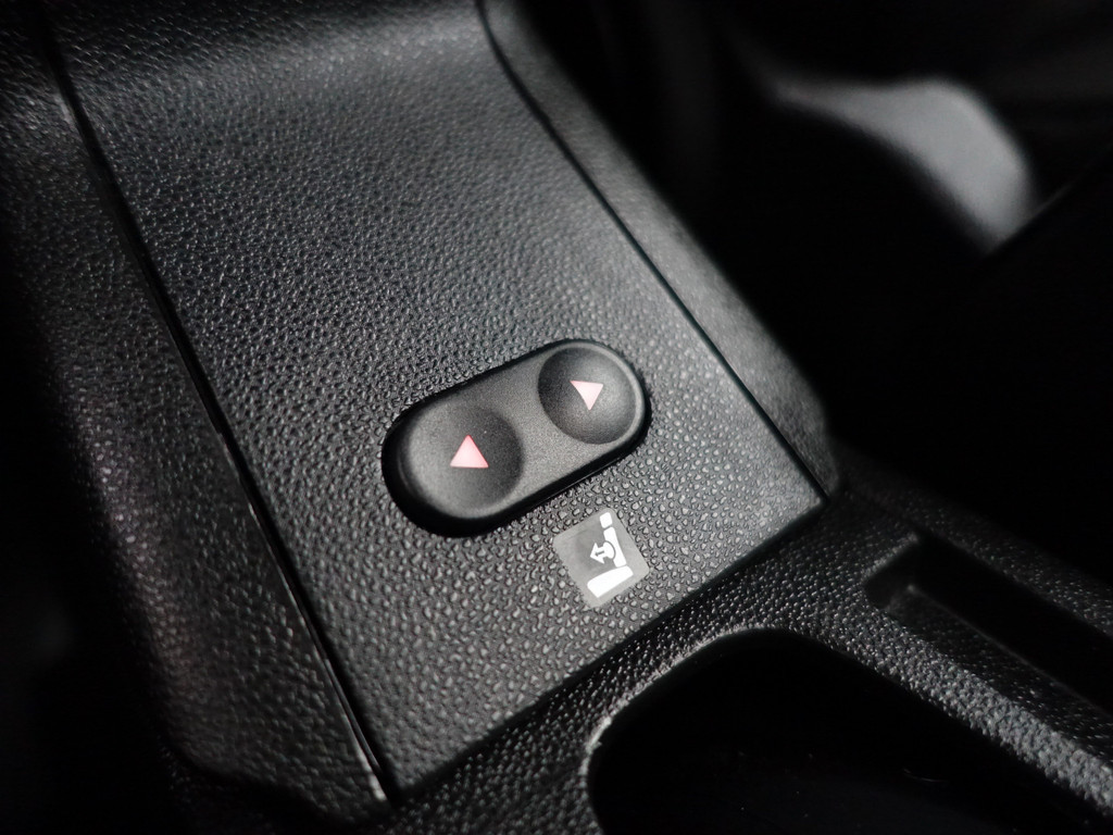 
Fiat Punto Evo 1.3 M-Jet Edizione Cool- Navi, Clima, Stoelcomfort, Mf Stuur vol									