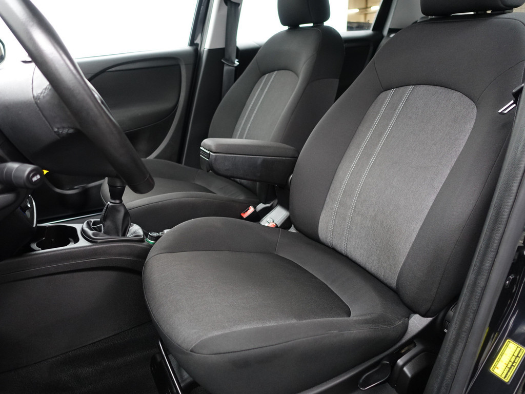 
Fiat Punto Evo 1.3 M-Jet Edizione Cool- Navi, Clima, Stoelcomfort, Mf Stuur vol									