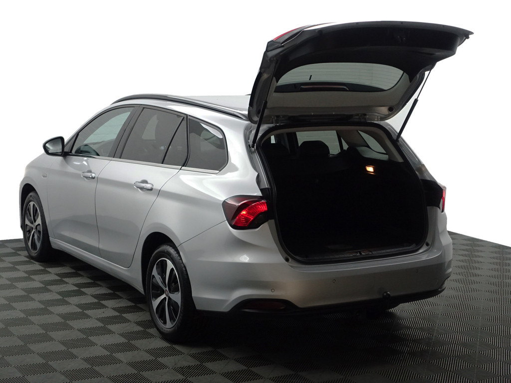 
Fiat Tipo Stationwagon 1.6 MultiJet 16v Business Lusso Aut- Leder Interieur, Ada Cruise, Camera, Park Assist, Stoelverwarming, Xenon Led vol									