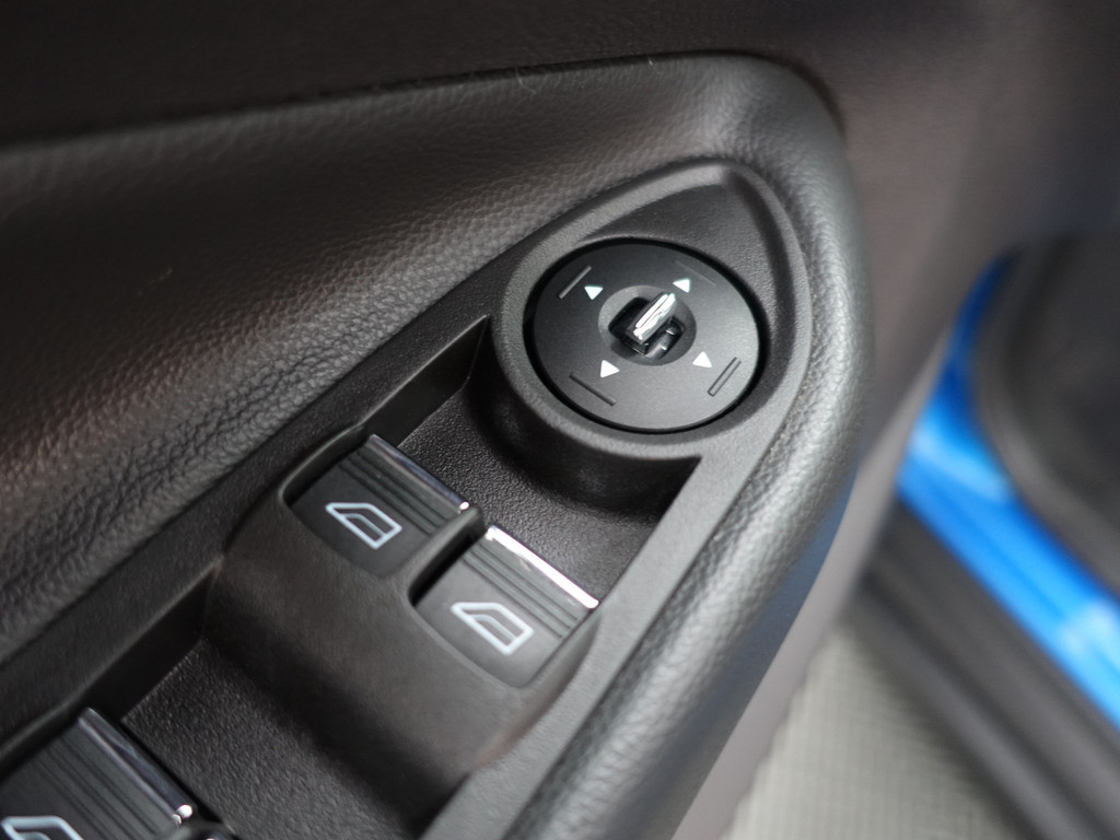 
Ford C-MAX 2.0 Plug-in Hybrid Titanium Plus Aut- Panodak, Camera, Elektrische Leder Interieur, Sync Audio vol									