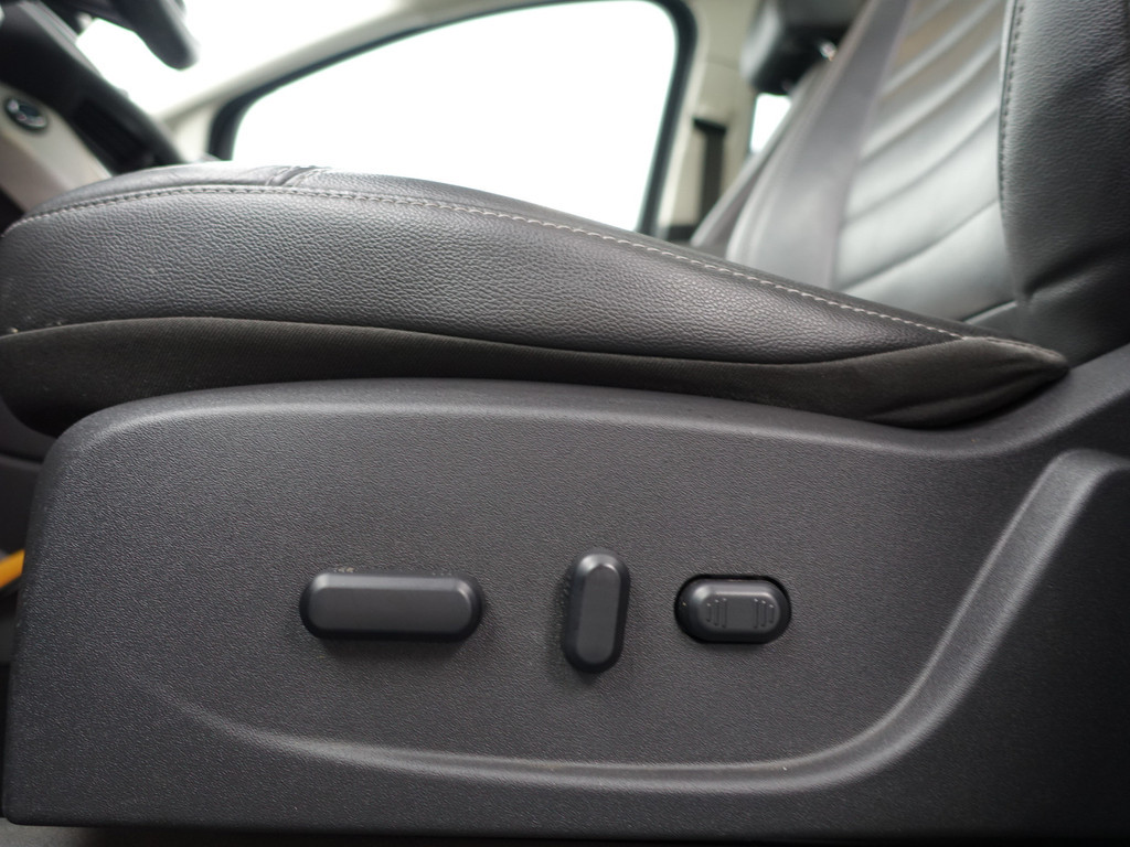 
Ford C-MAX 2.0 Plug-in Hybrid Titanium Plus Aut- Panodak, Camera, Elektrische Leder Interieur, Sync Audio vol									