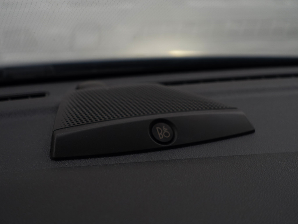 
Ford Fiesta 1.0 EcoBoost Hybrid ST-Line X- Bang Olufsen, Xenon Led, Carplay, Stuur/Stoelverwarming, Park Assist, Park Pilot vol									