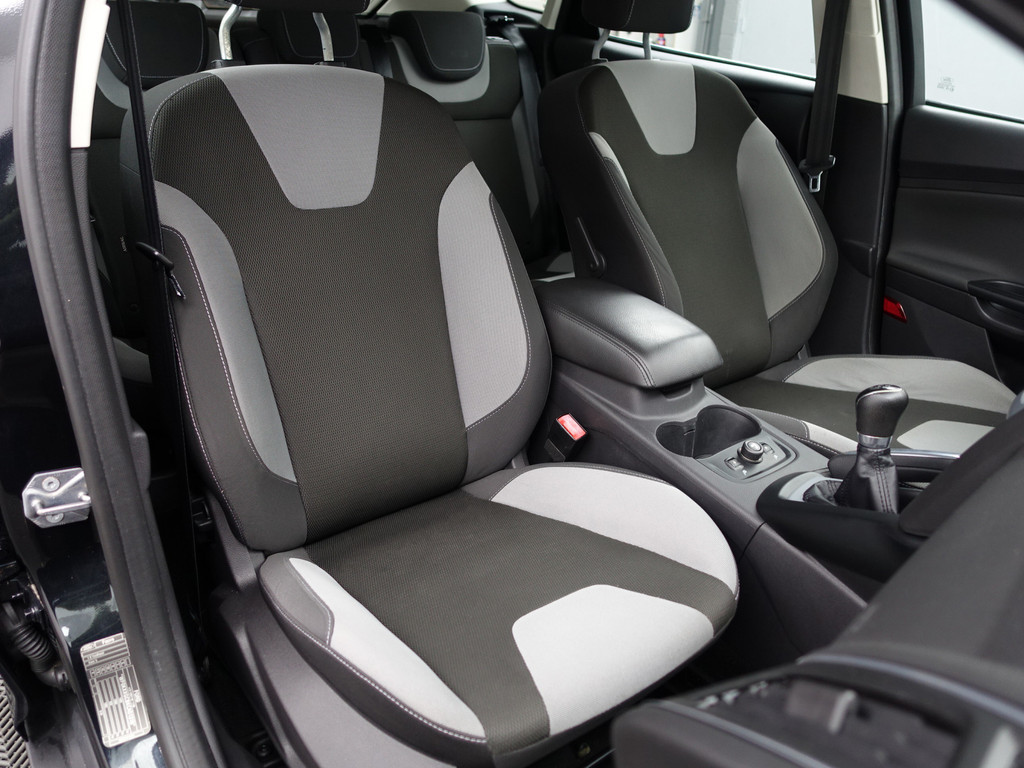 
								Ford Focus 1.0 EcoBoost Lease Titanium- Stoelverwarming, Park Assist, Clima, Sport Interieur, Park Pilot vol									