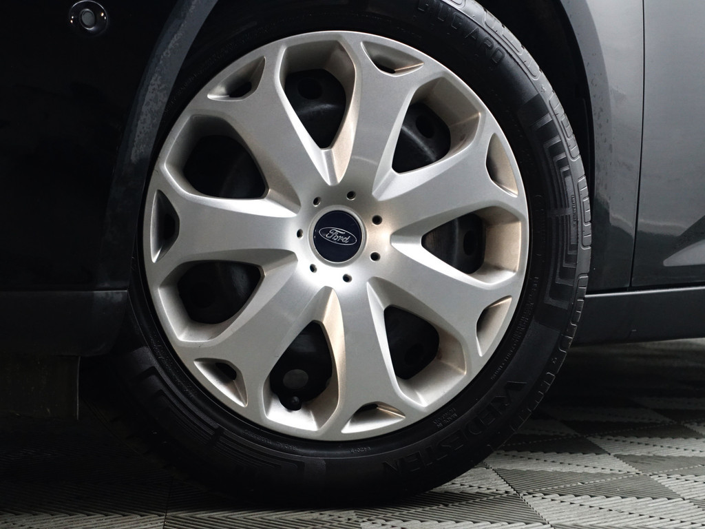 
								Ford Focus 1.0 EcoBoost Lease Titanium- Stoelverwarming, Park Assist, Clima, Sport Interieur, Park Pilot vol									