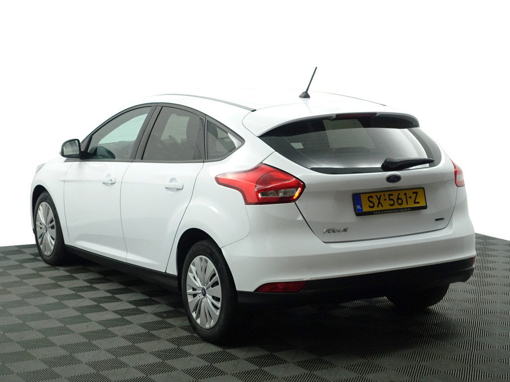 
Ford Focus 1.0 Trend- 60dkm, Privacy Glass, Clima, Comfort Interieur, Dealer onderhouden, MF Stuur vol									