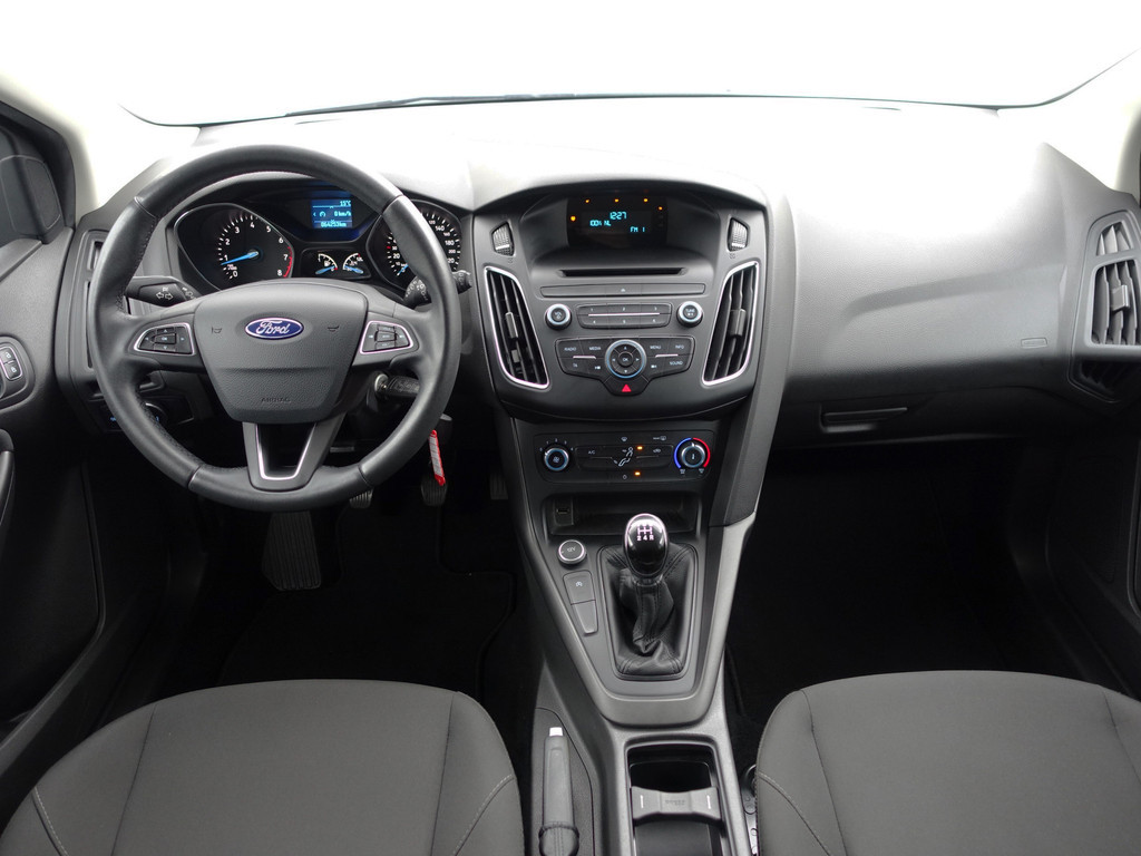 
Ford Focus 1.0 Trend- 60dkm, Privacy Glass, Clima, Comfort Interieur, Dealer onderhouden, MF Stuur vol									