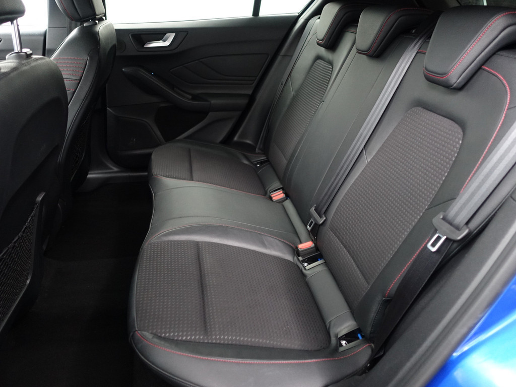 
Ford Focus 1.5 EcoBoost ST Line Business Aut- Bang Olufsen, Stuur/Stoelverwarming, Carplay, Keyless, Ada Cruise, Xenon Led vol									