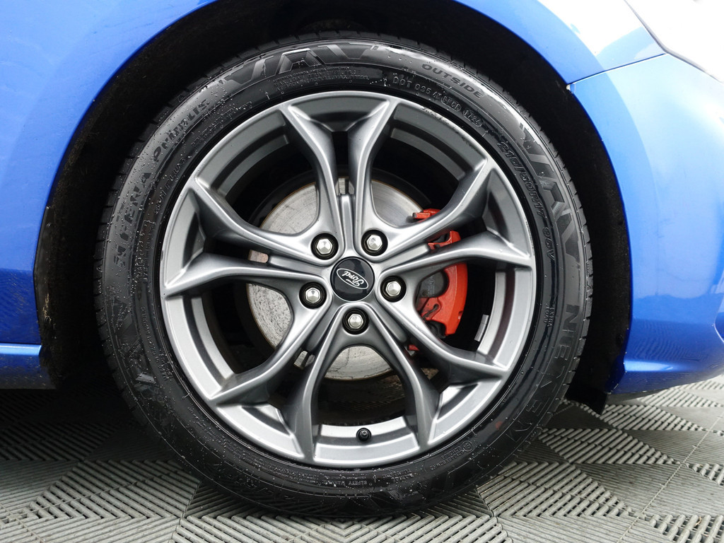 
Ford Focus 1.5 EcoBoost ST Line Business Aut- Bang Olufsen, Stuur/Stoelverwarming, Carplay, Keyless, Ada Cruise, Xenon Led vol									