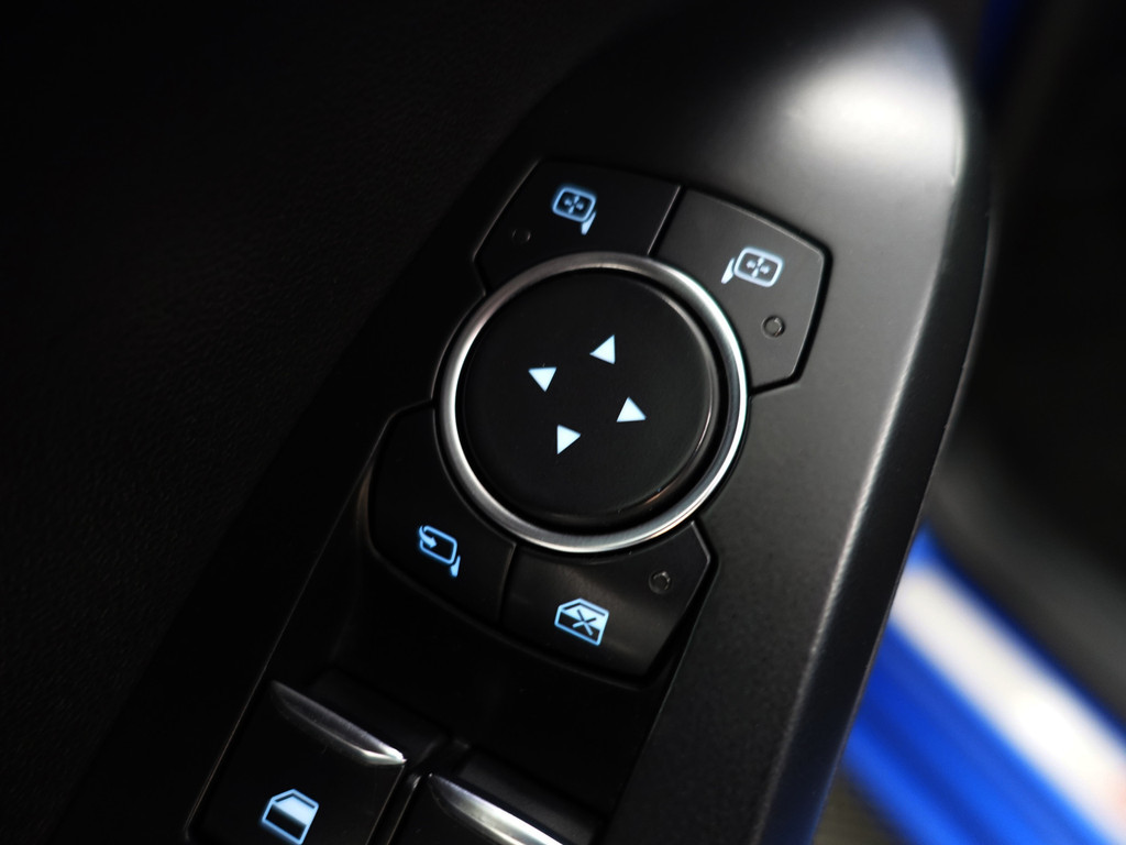 
Ford Focus 1.5 EcoBoost ST Line Business Aut- Bang Olufsen, Stuur/Stoelverwarming, Carplay, Keyless, Ada Cruise, Xenon Led vol									