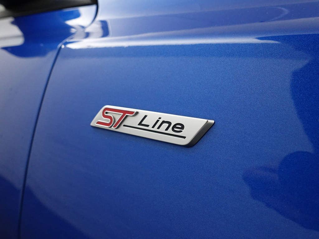 
Ford Focus 1.5 EcoBoost ST Line Business Aut- Bang Olufsen, Stuur/Stoelverwarming, Carplay, Keyless, Ada Cruise, Xenon Led vol									