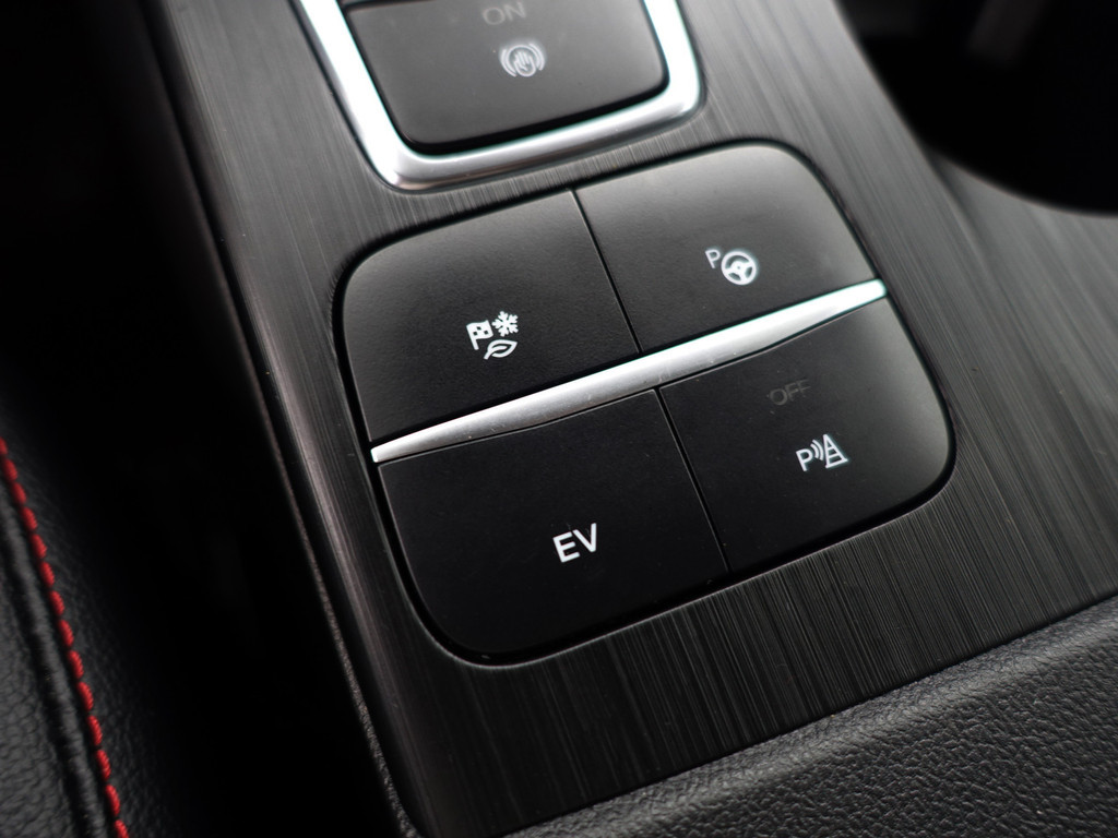 
Ford Kuga 2.5 PHEV ST-Line X Aut- Bang Olufsen, Panoramadak, Stuur/Stoelverwarming, Carplay, Ada Cruise, Virtual Cockpit vol									