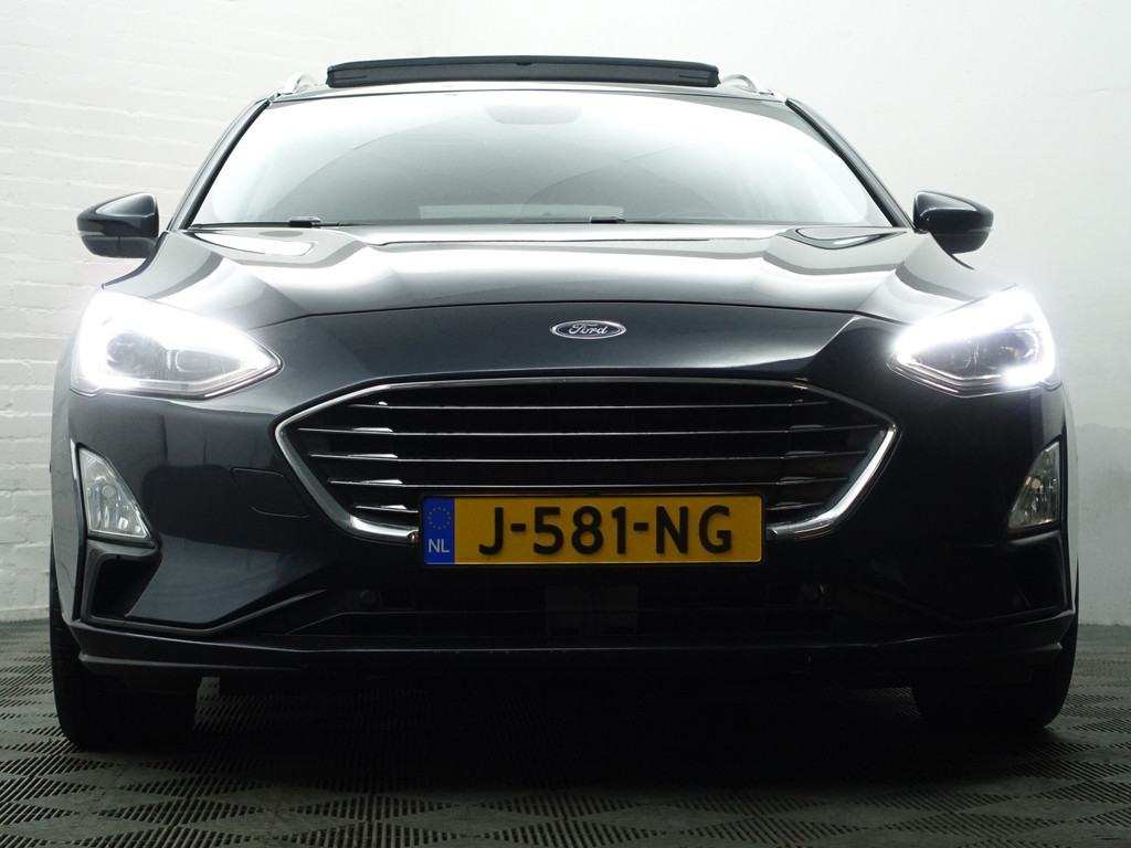 
Ford FOCUS Wagon 1.0 EcoBoost Hybrid Titanium X Business- Panoramadak, Bang Olufsen, Xenon Led, Virtual Cockpit, Stuur/Stoelverwarming vol									