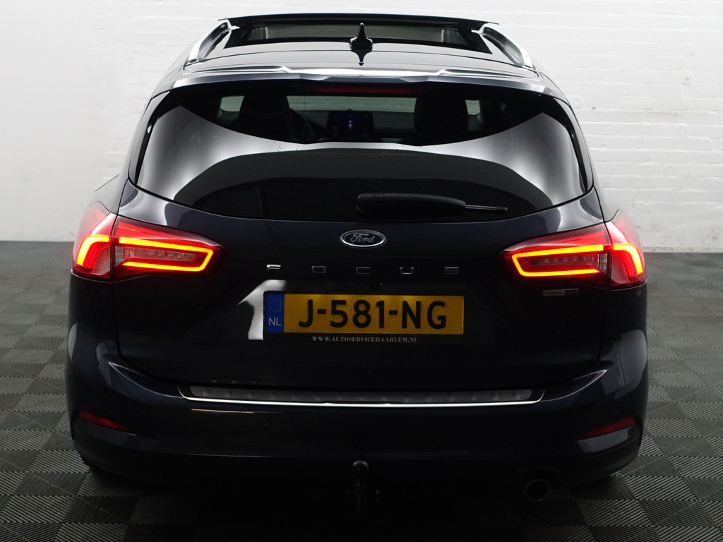 
Ford FOCUS Wagon 1.0 EcoBoost Hybrid Titanium X Business- Panoramadak, Bang Olufsen, Xenon Led, Virtual Cockpit, Stuur/Stoelverwarming vol									