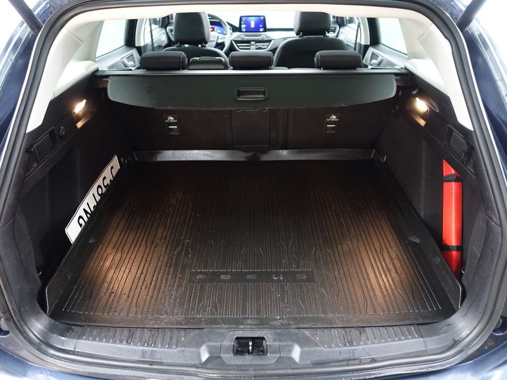 
Ford FOCUS Wagon 1.0 EcoBoost Hybrid Titanium X Business- Panoramadak, Bang Olufsen, Xenon Led, Virtual Cockpit, Stuur/Stoelverwarming vol									