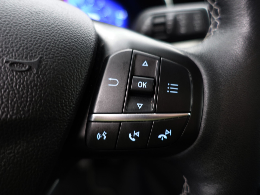 
Ford FOCUS Wagon 1.0 EcoBoost Hybrid Titanium X Business- Panoramadak, Bang Olufsen, Xenon Led, Virtual Cockpit, Stuur/Stoelverwarming vol									