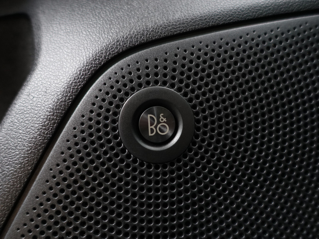 
Ford FOCUS Wagon 1.0 EcoBoost Hybrid Titanium X Business- Panoramadak, Bang Olufsen, Xenon Led, Virtual Cockpit, Stuur/Stoelverwarming vol									