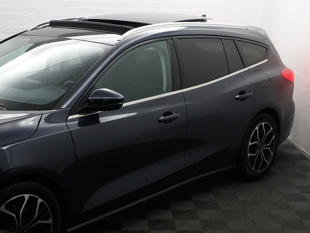 
Ford FOCUS Wagon 1.0 EcoBoost Hybrid Titanium X Business- Panoramadak, Bang Olufsen, Xenon Led, Virtual Cockpit, Stuur/Stoelverwarming vol									