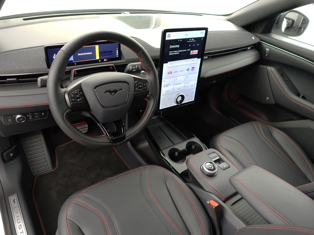 
								Ford Mustang Mach-E 75kWh AWD GT Sport Aut- Nap 263km !!Panoramadak, Bang Olufsen, Carbon, Sfeerverlichting, 360 Camera vol									