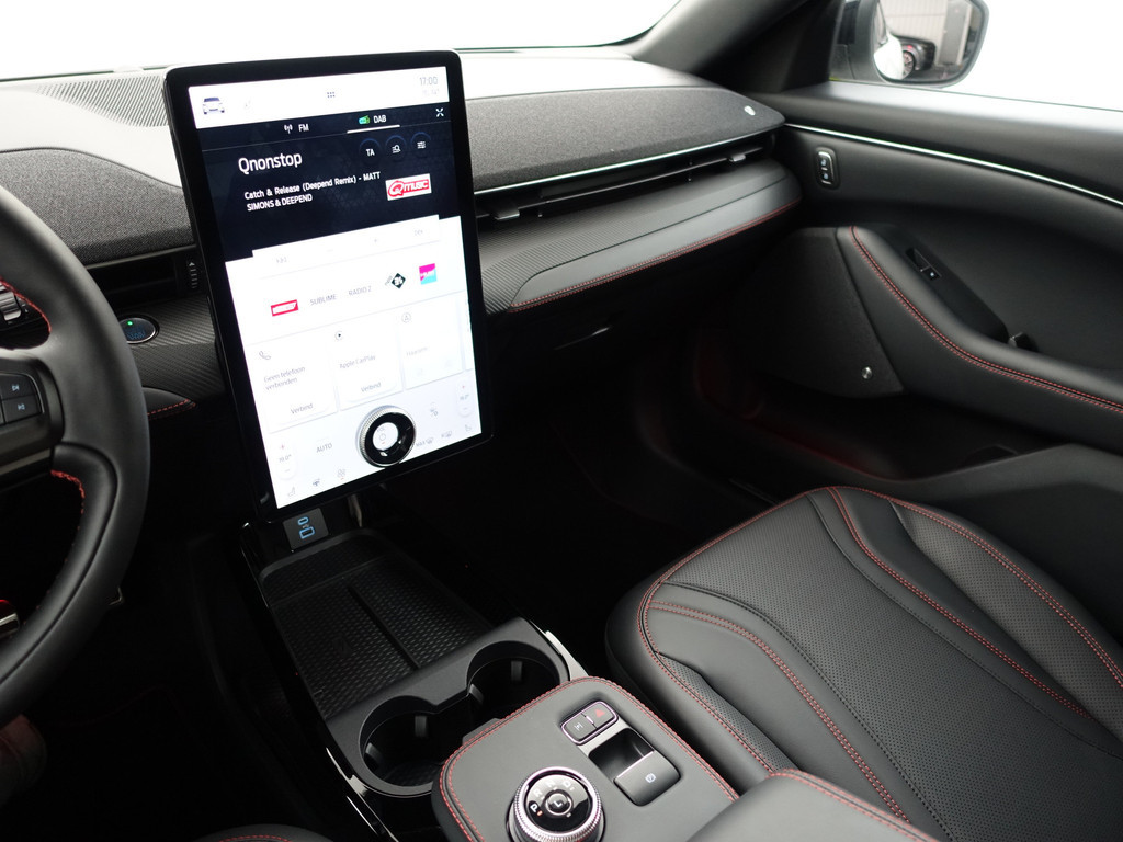 
								Ford Mustang Mach-E 75kWh AWD GT Sport Aut- Nap 263km !!Panoramadak, Bang Olufsen, Carbon, Sfeerverlichting, 360 Camera vol									