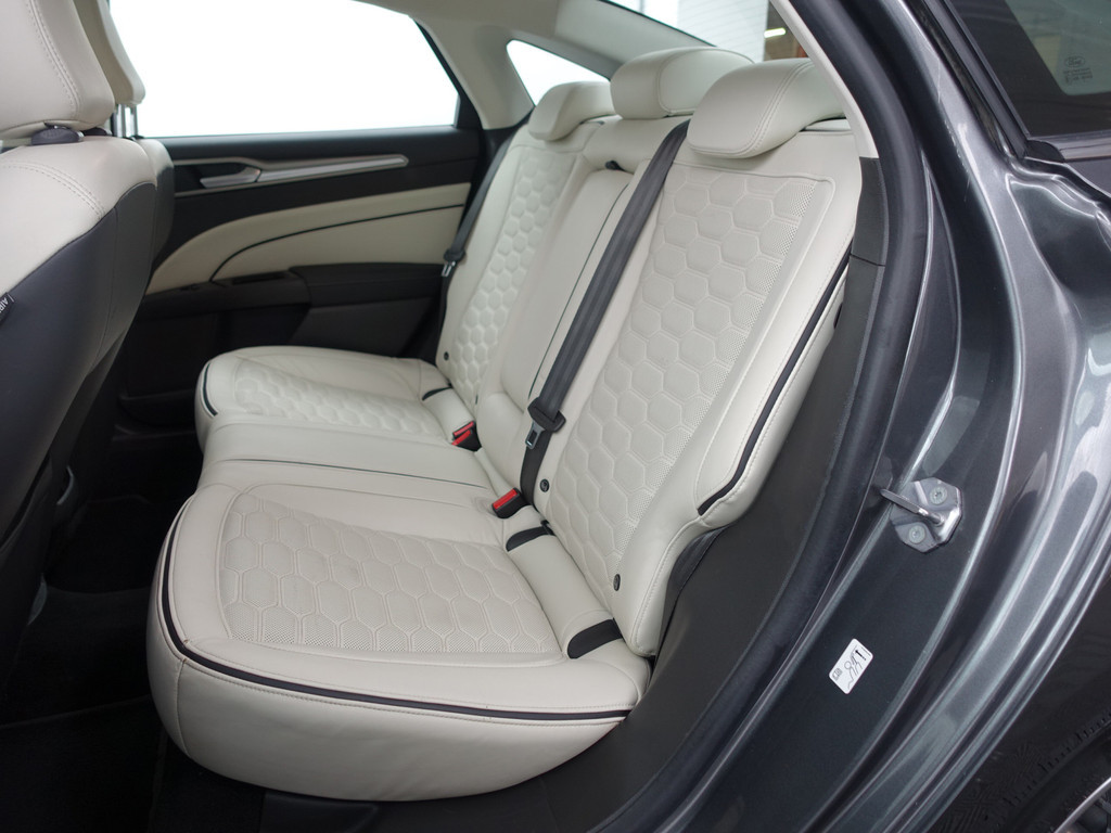 
Ford Mondeo 2.0 IVCT HEV Vignale Aut- Design Leder, Memory, Xenon Led, Camera, Virtual Cockpit, Sfeerverlichting vol									