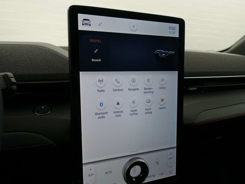 
								Ford Mustang Mach-E 75kWh AWD GT Sport Aut- Nap 263km !!Panoramadak, Bang Olufsen, Carbon, Sfeerverlichting, 360 Camera vol									