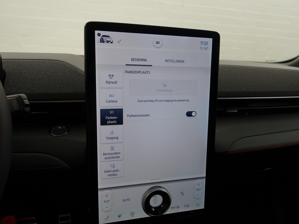 
								Ford Mustang Mach-E 75kWh AWD GT Sport Aut- Nap 263km !!Panoramadak, Bang Olufsen, Carbon, Sfeerverlichting, 360 Camera vol									