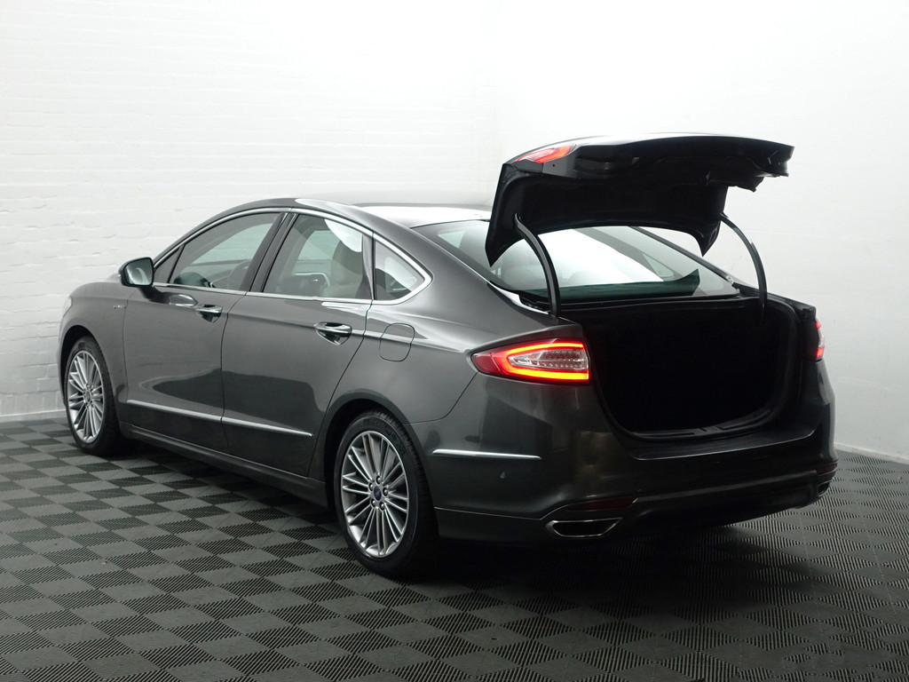 
Ford Mondeo 2.0 IVCT HEV Vignale Aut- Design Leder, Memory, Xenon Led, Camera, Virtual Cockpit, Sfeerverlichting vol									