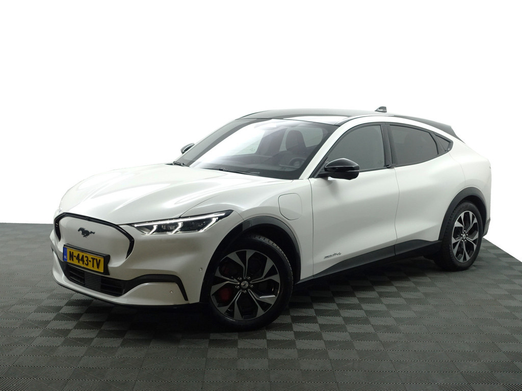 
								Ford Mustang Mach-E 75kWh AWD GT Sport Aut- Nap 263km !!Panoramadak, Bang Olufsen, Carbon, Sfeerverlichting, 360 Camera vol									