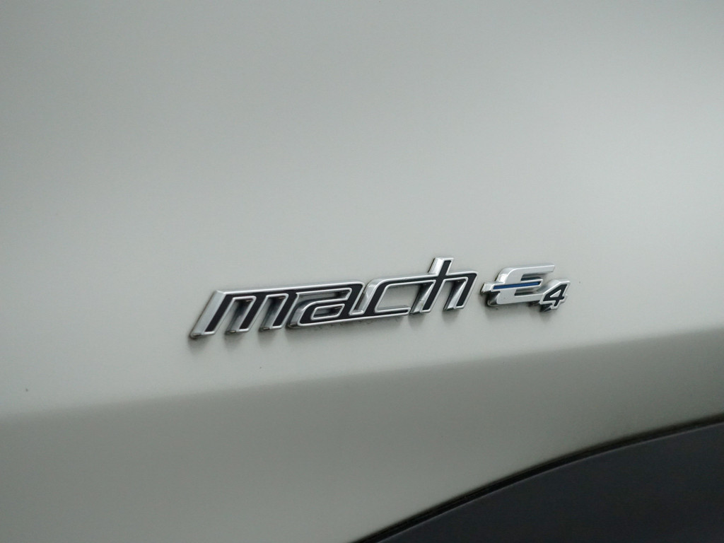 
								Ford Mustang Mach-E 75kWh AWD GT Sport Aut- Nap 263km !!Panoramadak, Bang Olufsen, Carbon, Sfeerverlichting, 360 Camera vol									
