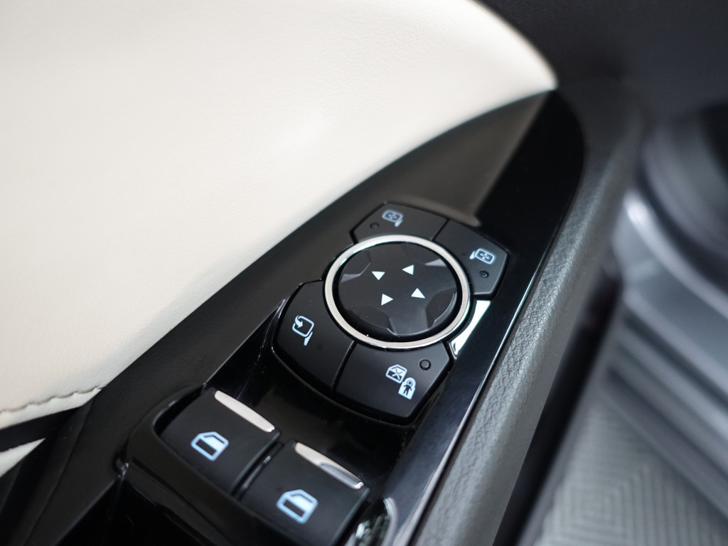 
Ford Mondeo 2.0 IVCT HEV Vignale Aut- Design Leder, Memory, Xenon Led, Camera, Virtual Cockpit, Sfeerverlichting vol									