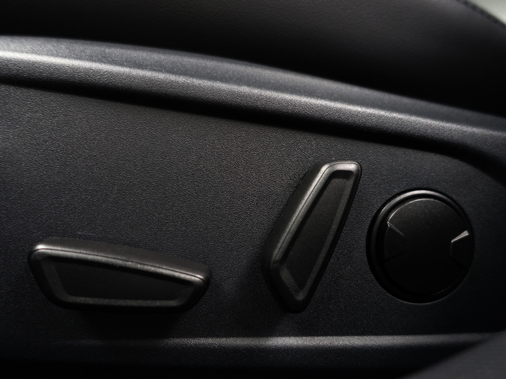 
								Ford Mustang Mach-E 75kWh AWD GT Sport Aut- Panoramadak, 360 Camera, Carbon, Stuur/Stoelverwarming, Bang Olufsen, Memory vol									