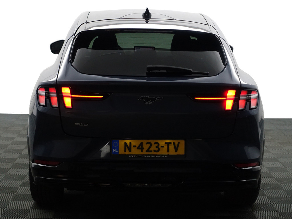 
								Ford Mustang Mach-E 75kWh AWD GT Sport Aut- Panoramadak, 360 Camera, Carbon, Stuur/Stoelverwarming, Bang Olufsen, Memory vol									