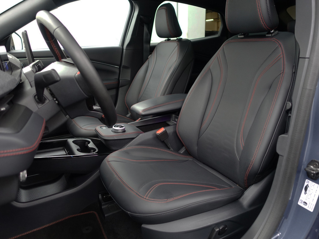 
								Ford Mustang Mach-E 75kWh AWD GT Sport Aut- Panoramadak, 360 Camera, Carbon, Stuur/Stoelverwarming, Bang Olufsen, Memory vol									