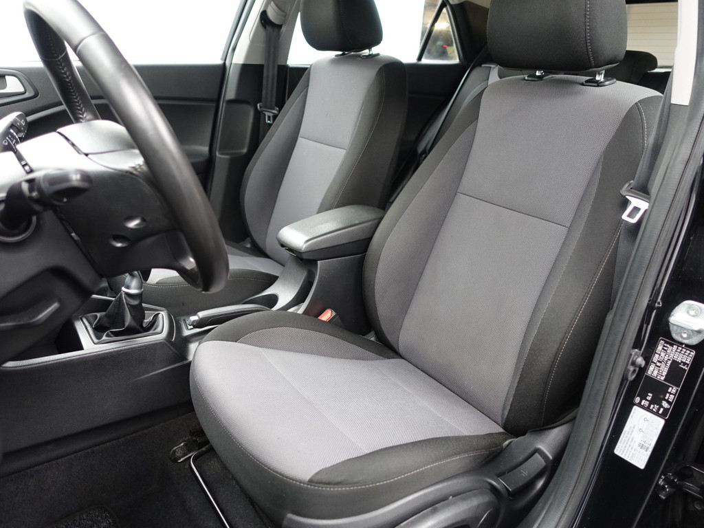 
Hyundai i20 1.0 T-GDI Comfort- Carplay, Camera, Lane Assist, Clima, Cruise, Comfort Interieur, Navi vol									