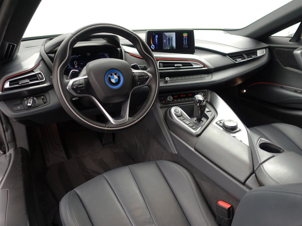 
BMW i8 1.5 Protonic Black Edition Aut- INCL BTW, Frozen Black, Forged carbon, Harman Kardon, Head Up, 360 Camera vol									