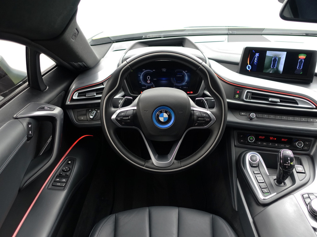 
BMW i8 1.5 Protonic Black Edition Aut- INCL BTW, Frozen Black, Forged carbon, Harman Kardon, Head Up, 360 Camera vol									