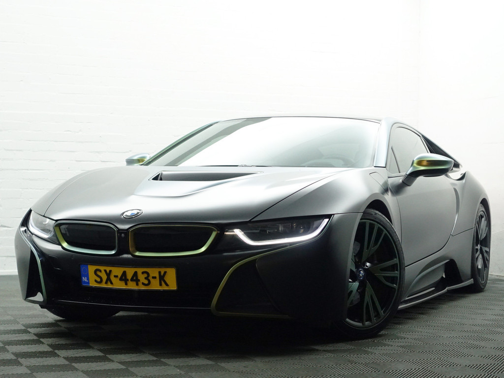 
BMW i8 1.5 Protonic Black Edition Aut- INCL BTW, Frozen Black, Forged carbon, Harman Kardon, Head Up, 360 Camera vol									