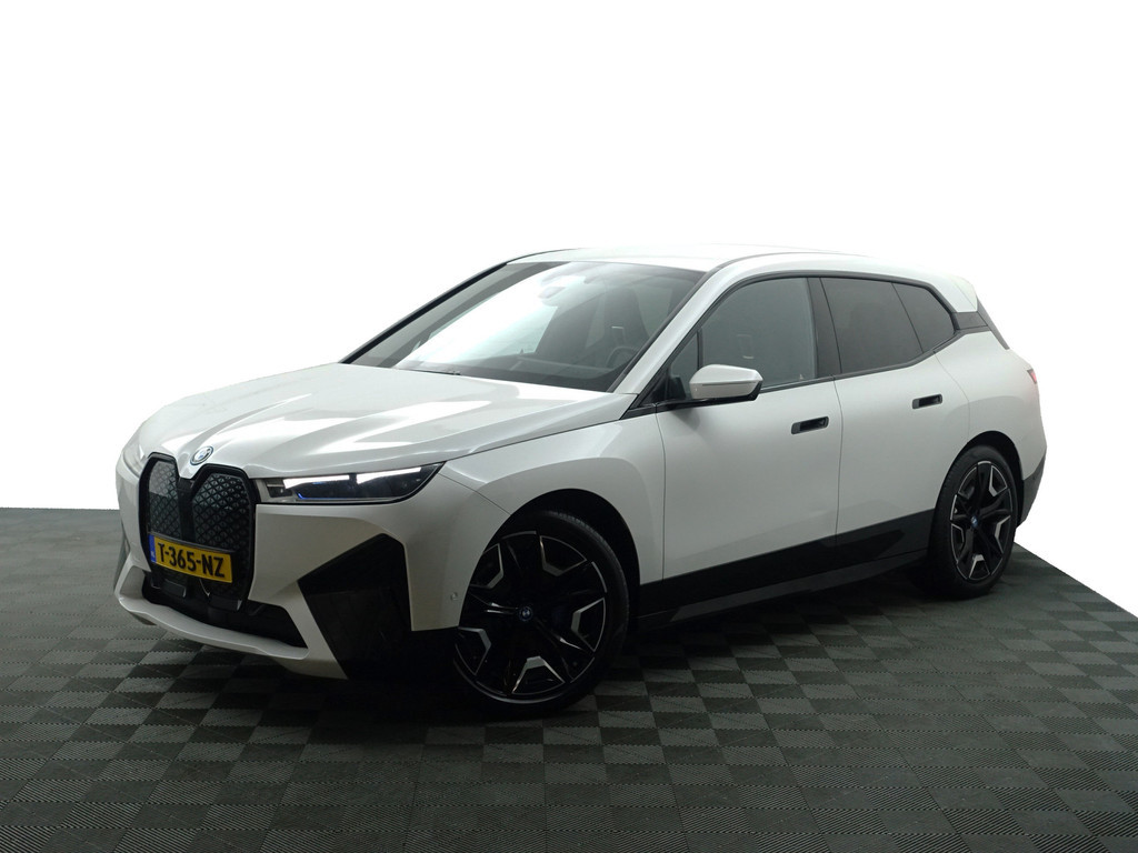 
BMW iX xDrive40 M Sport Plus 77 kWh- Stoelmassage, Harman Kardon, 360 Camera, Head Up, Memory Seats, Sfeerverlichting vol									