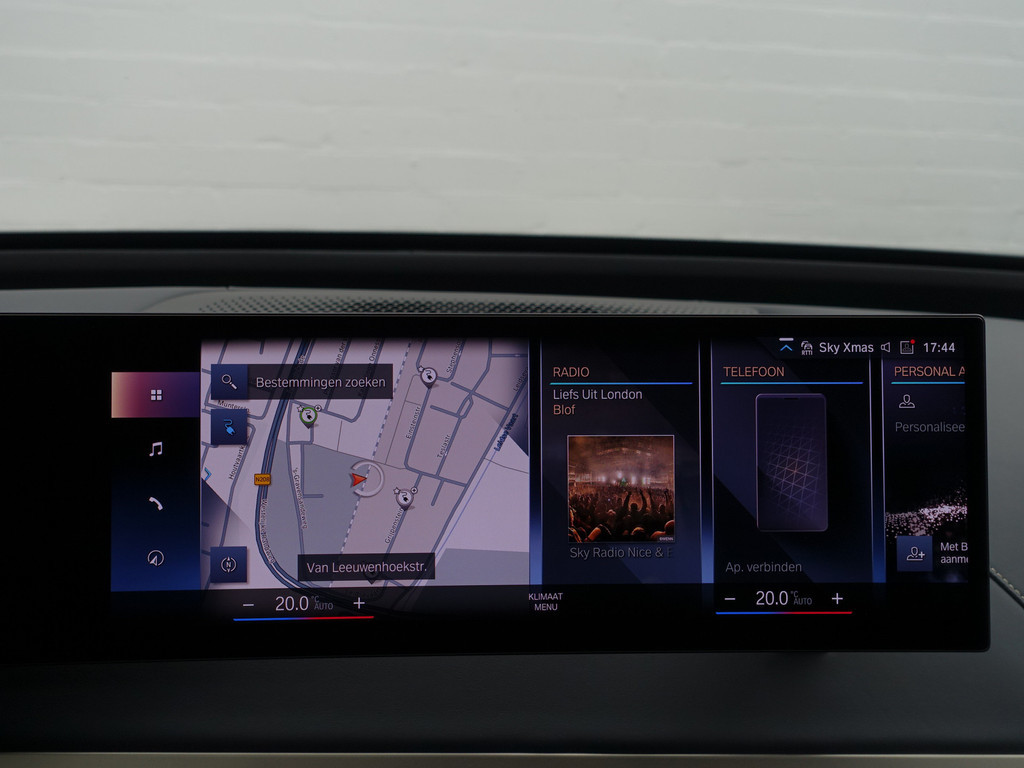 
BMW iX xDrive40 M Sport Plus 77 kWh- Stoelmassage, Harman Kardon, 360 Camera, Head Up, Memory Seats, Sfeerverlichting vol									