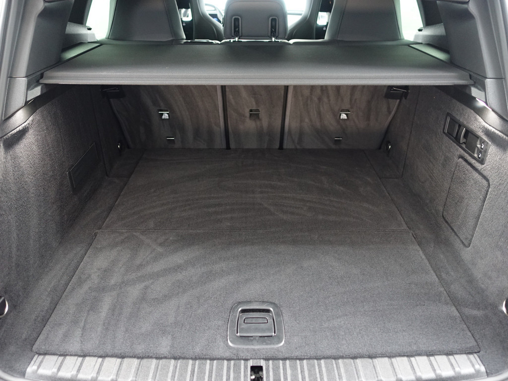 
BMW iX xDrive40 M Sport Plus 77 kWh- Stoelmassage, Harman Kardon, 360 Camera, Head Up, Memory Seats, Sfeerverlichting vol									