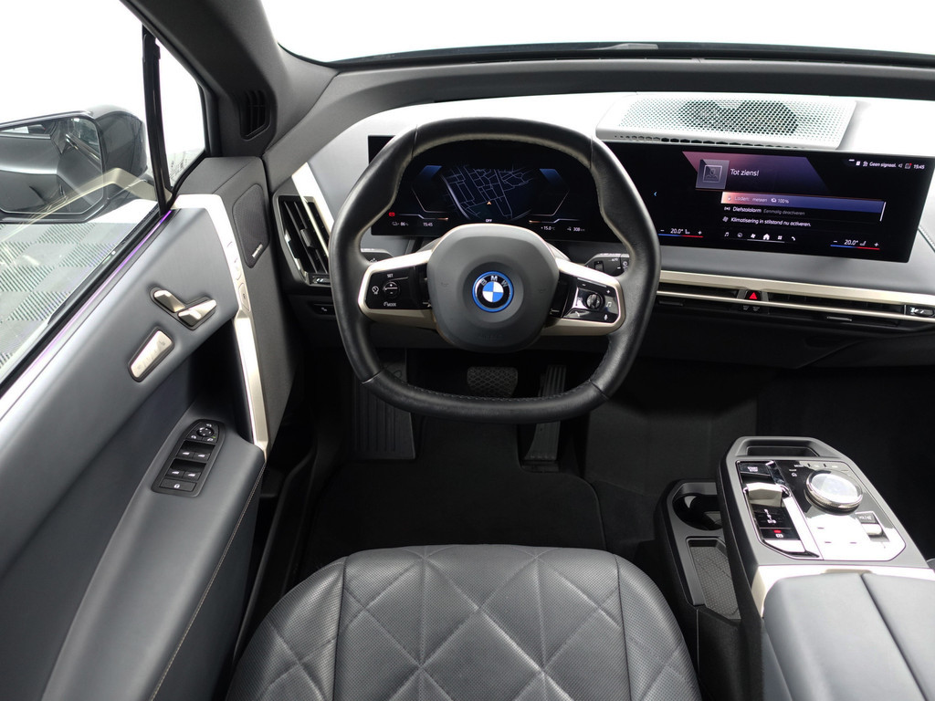 
BMW iX xDrive40 M Sport Plus 77 kWh- Stoelmassage, Harman Kardon, 360 Camera, Head Up, Memory Seats, Sfeerverlichting vol									