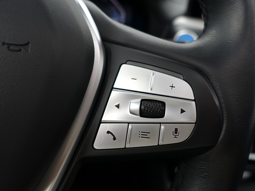 
								BMW iX3 High Executive 80 kWh M Sport Aut- Panodak, Harman Kardon, Head Up, Memory, CarPlay, Sfeerverlichting, 360 Camera vol									