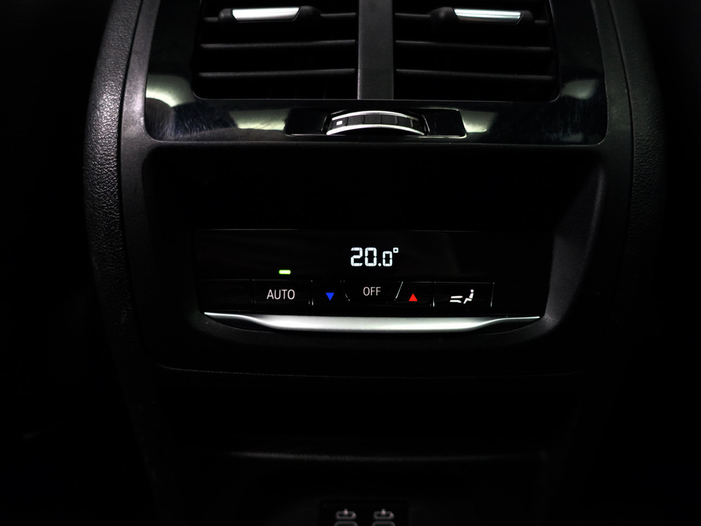 
								BMW iX3 High Executive 80 kWh M Sport Aut- Panodak, Harman Kardon, Head Up, Memory, CarPlay, Sfeerverlichting, 360 Camera vol									