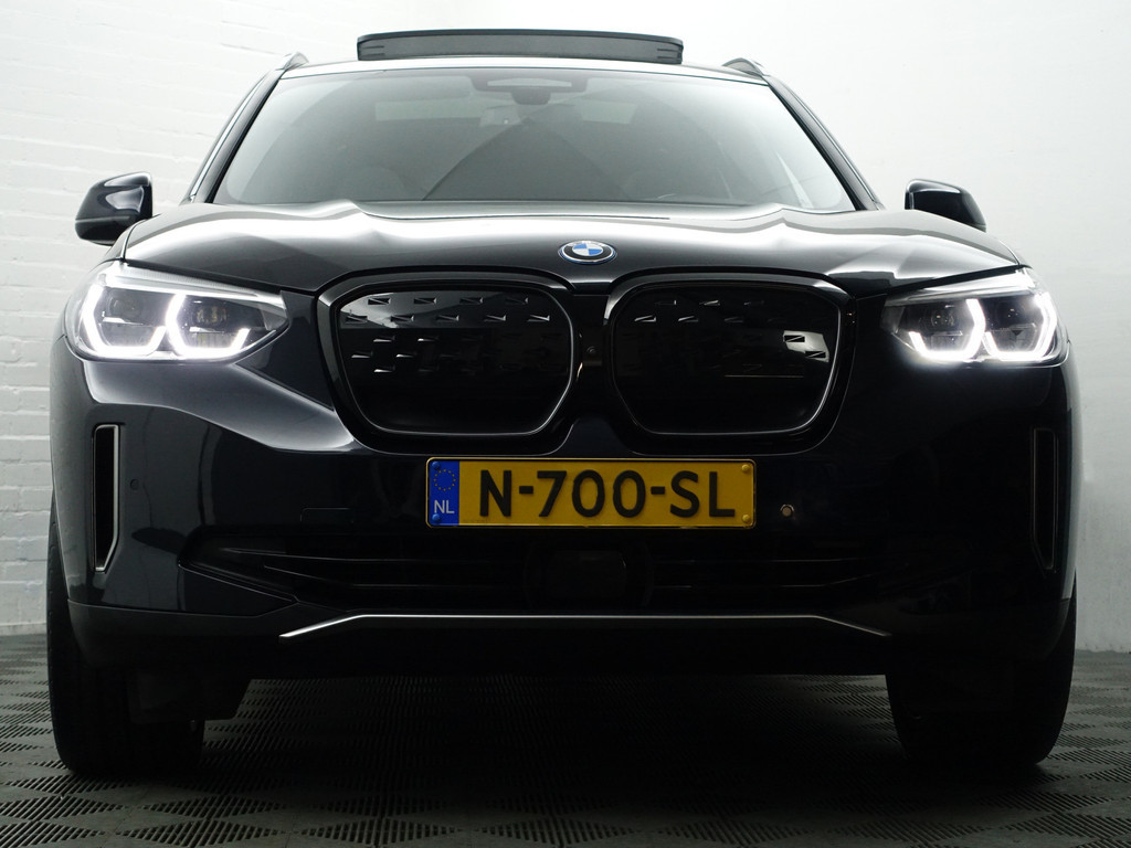 
								BMW iX3 High Executive 80 kWh M Sport Aut- Panodak, Harman Kardon, Head Up, Memory, CarPlay, Sfeerverlichting, 360 Camera vol									