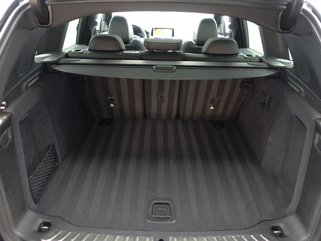 
								BMW iX3 High Executive 80 kWh M Sport Aut- Panodak, Harman Kardon, Head Up, Memory, CarPlay, Sfeerverlichting, 360 Camera vol									