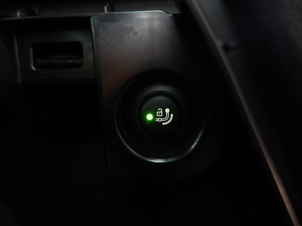 
								BMW iX3 High Executive 80 kWh M Sport Aut- Panodak, Harman Kardon, Head Up, Memory, CarPlay, Sfeerverlichting, 360 Camera vol									
