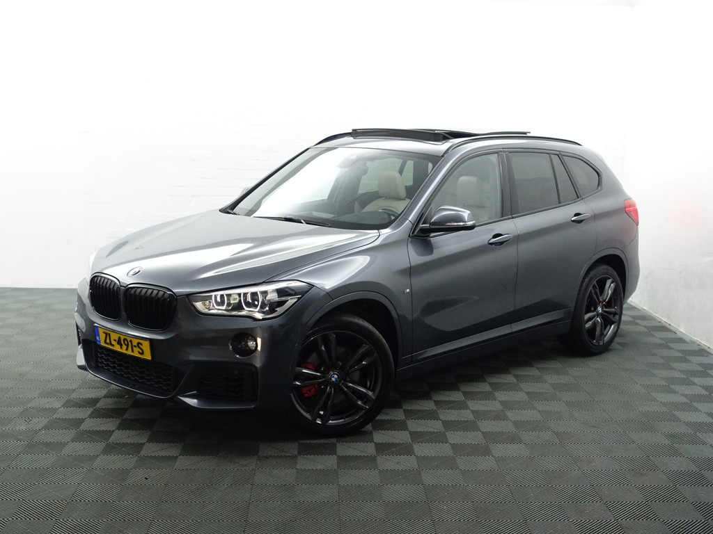 
BMW X1 sDrive20i M Sport Blackpack Aut- Panodak, Sport Leder, Head Up, Xenon Led, Park Assist, Stoelverwarming vol									