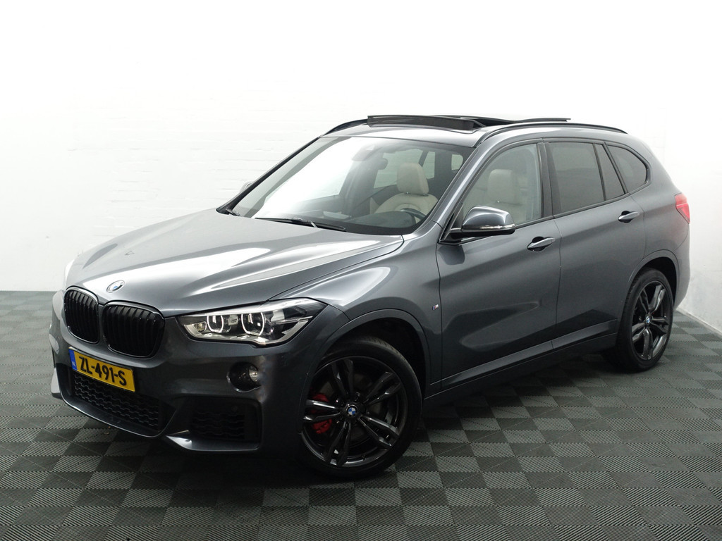 
BMW X1 sDrive20i M Sport Blackpack Aut- Panodak, Sport Leder, Head Up, Xenon Led, Park Assist, Stoelverwarming vol									