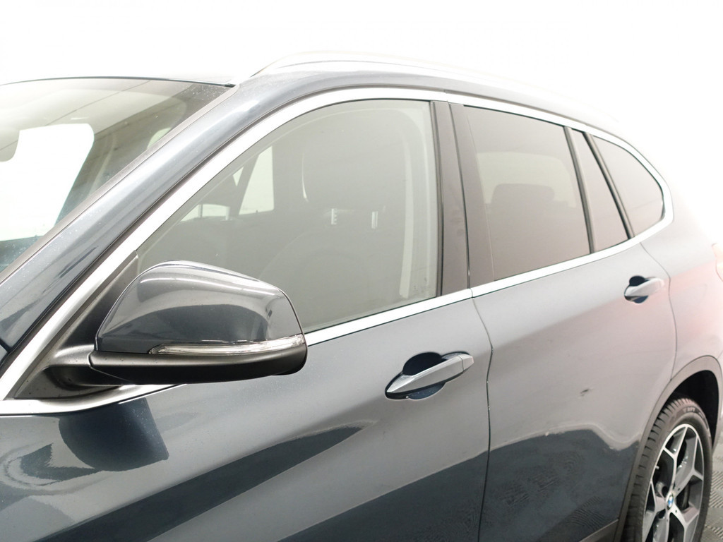 
								BMW X1 1.6D X-Line High Executive- Xenon Led, Sport leder Interieur, Camera, Dynamic Select, Sfeerverlichting vol									